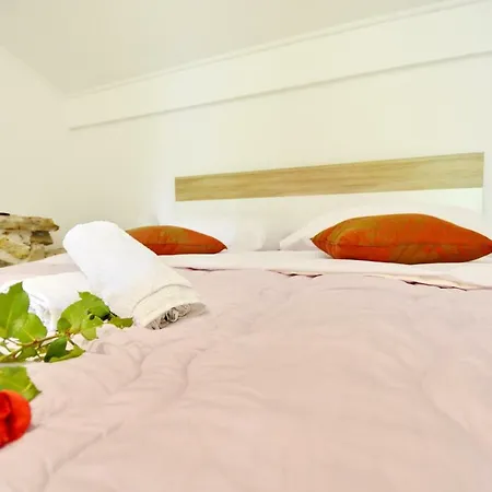Apartment Maca